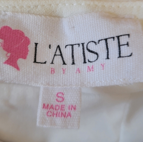 Latiste Embroidered Shorts Size Small - Picture 4 of 4